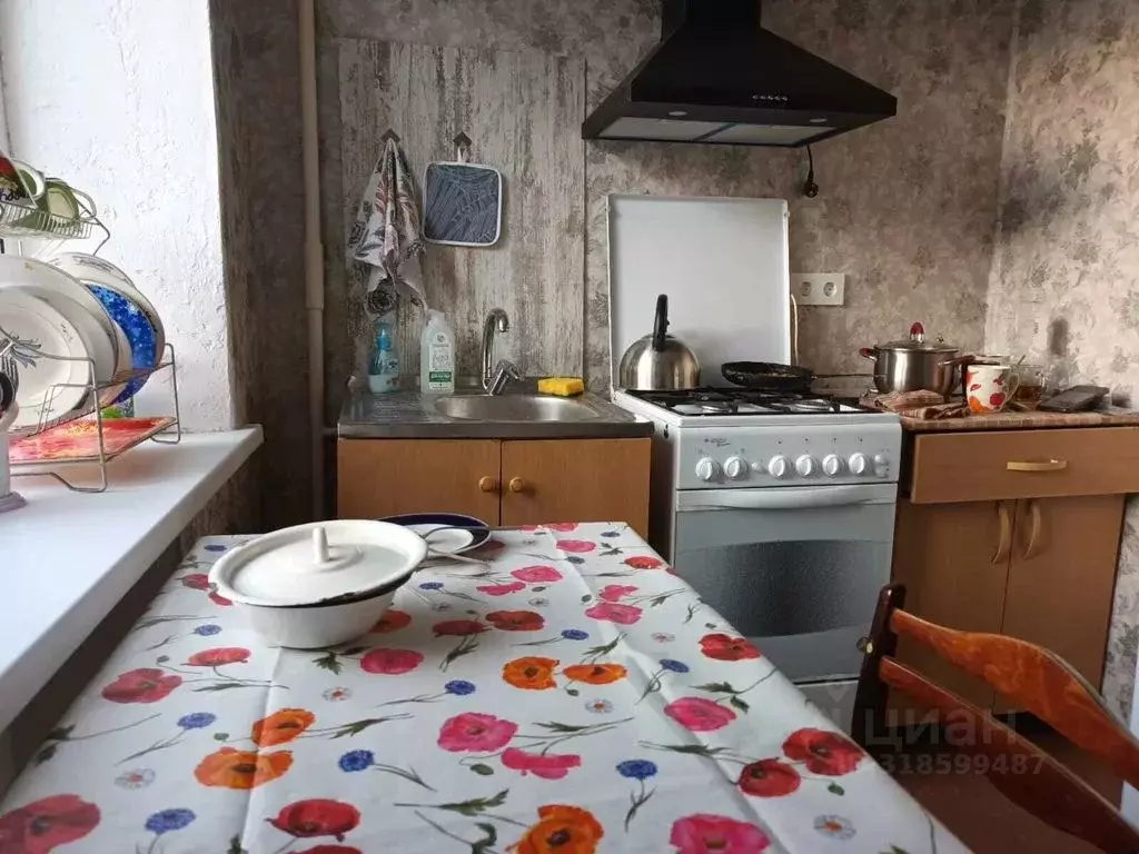 1-к кв. Волгоградская область, Волгоград ул. Чапаева, 18 (36.0 м) - Фото 1