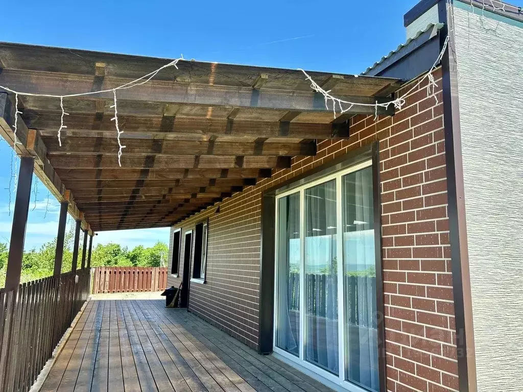 Дом в Приморский край, Владивостокский городской округ, пос. Трудовое  ... - Фото 2