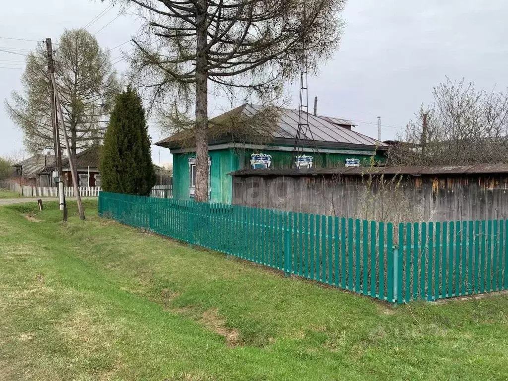 Дом в Тюменская область, Ярковский муниципальный округ, с. Иевлево ул. ... - Фото 1