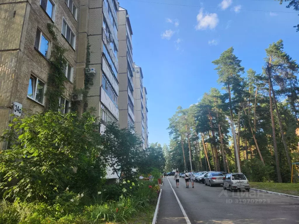 2-к кв. Ульяновская область, Димитровград Гвардейская ул., 34А (49.5 ... - Фото 0