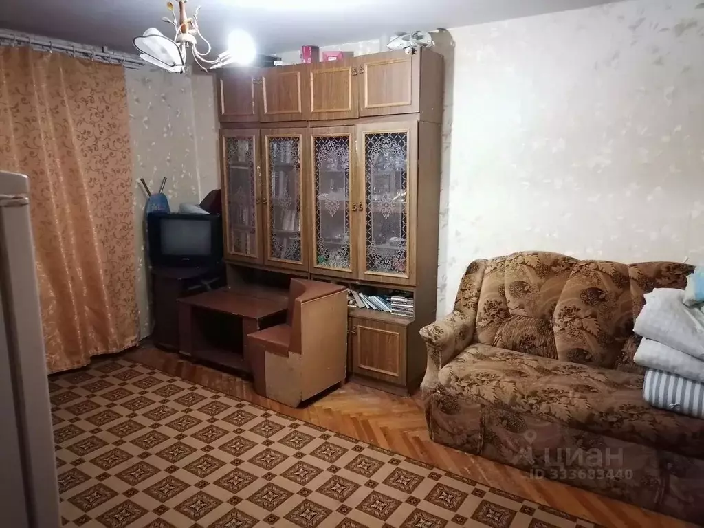 2-к кв. Ленинградская область, Луга просп. Володарского, 20к1 (50.0 м) - Фото 1