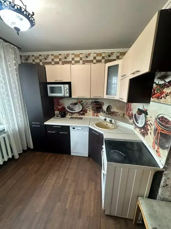 3-комнатная квартира: Уссурийск, улица Полушкина, 136 (51.9 м) - Фото 2