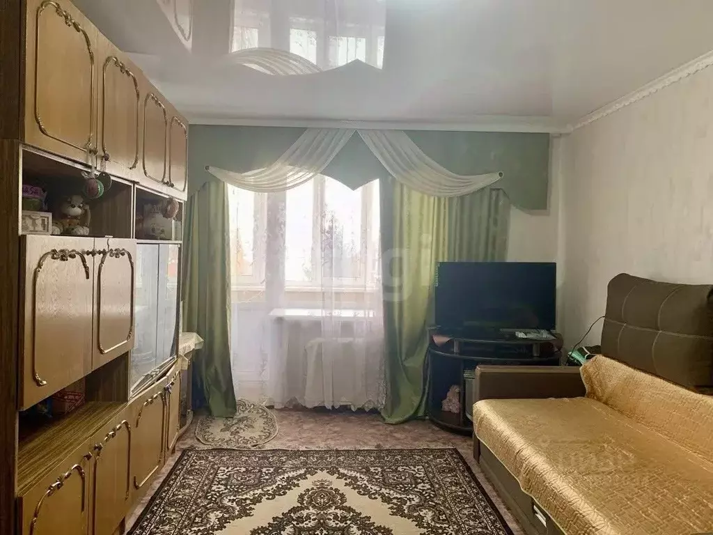 1-к кв. Башкортостан, Ишимбай ул. Губкина, 106 (33.1 м) - Фото 1