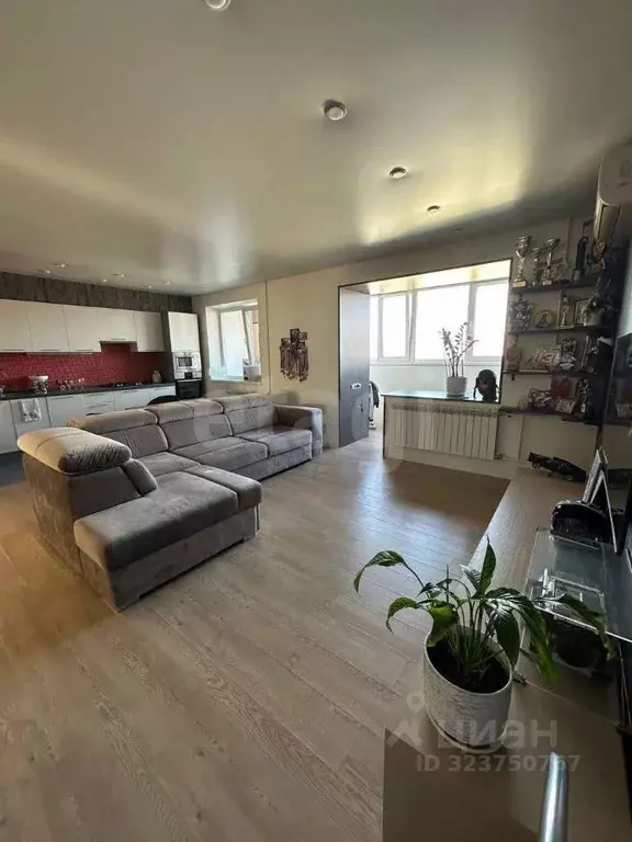 2-к кв. Ульяновская область, Ульяновск ул. Врача Михайлова, 48 (64.9 ... - Фото 2