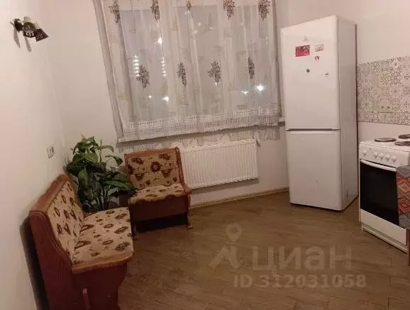1-к кв. Тульская область, Тула Рязанская ул., 17 (42.0 м) - Фото 2