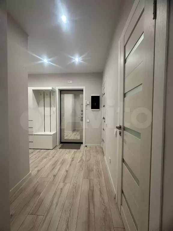 1-к. квартира, 50 м, 3/17 эт. - Фото 1