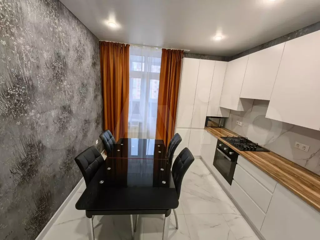 2-к. квартира, 60 м, 6/22 эт. - Фото 0