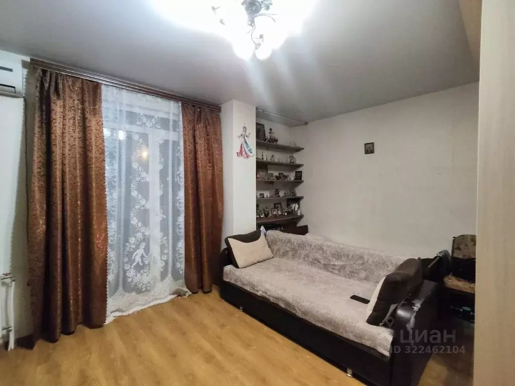 1-к кв. Волгоградская область, Волгоград Жилгородок мкр, ул. ... - Фото 1