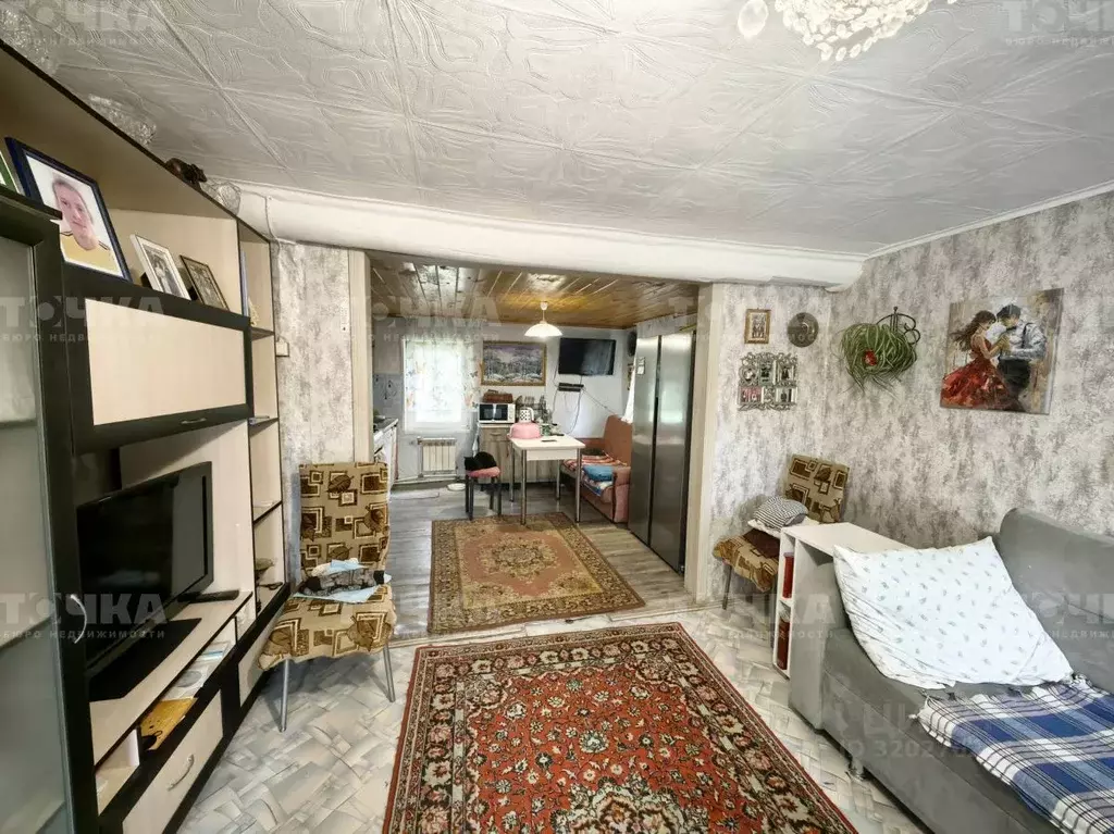 Дом в Челябинская область, Чебаркуль пос. Имени Куйбышева, ул. Павлова ... - Фото 1