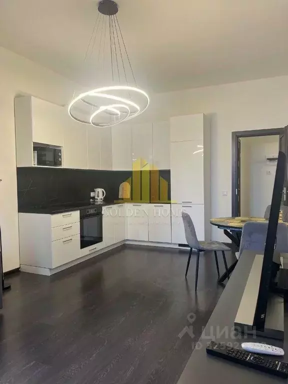 3-к кв. Санкт-Петербург аллея Арцеуловская, 15 (70.0 м) - Фото 1