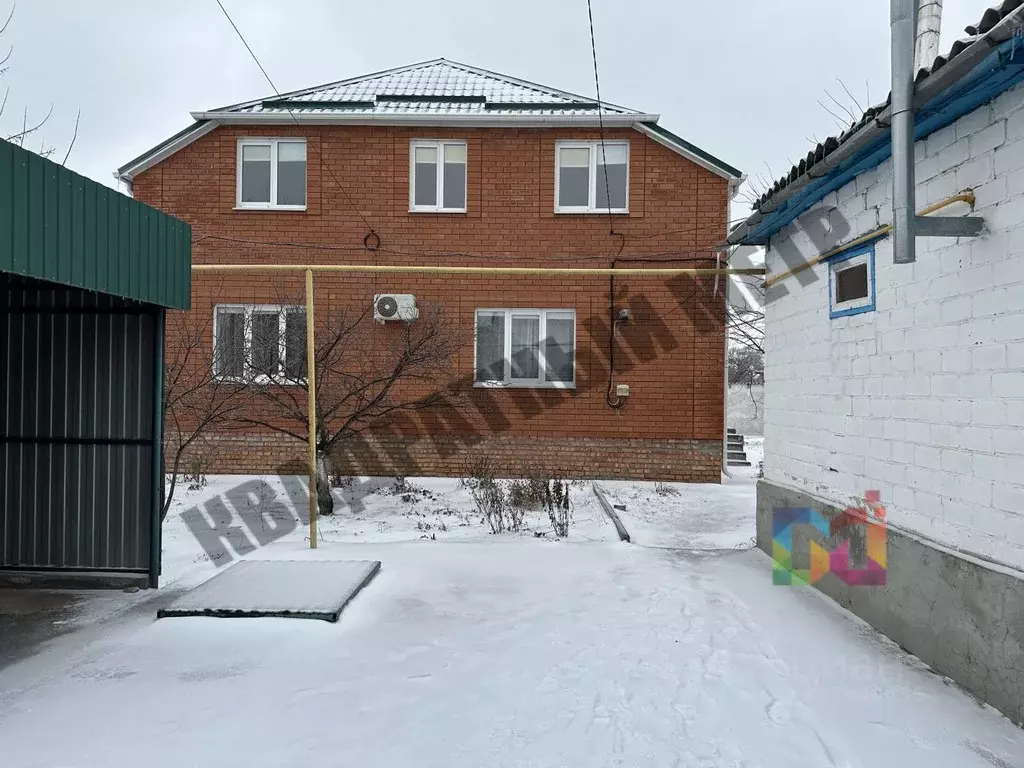 Дом в Калмыкия, Элиста проезд Гермашева, 11 (175 м) - Фото 0