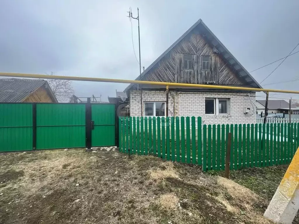 Дом в Татарстан, Альметьевский район, с. Русский Акташ ул. Толстого, ... - Фото 1