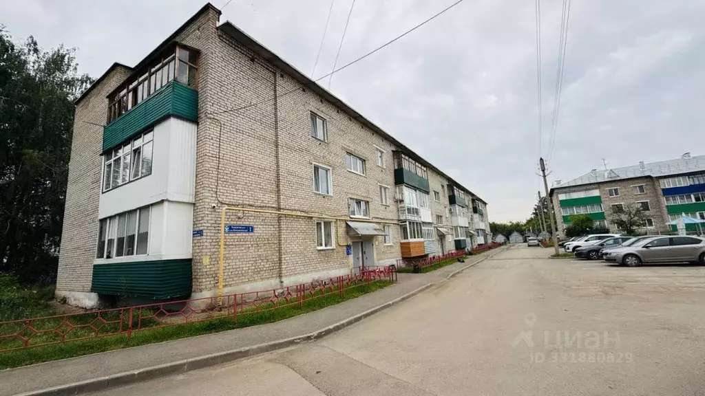 1-к кв. Башкортостан, Чишмы рп ул. Коммунистическая, 1 (36.9 м) - Фото 1