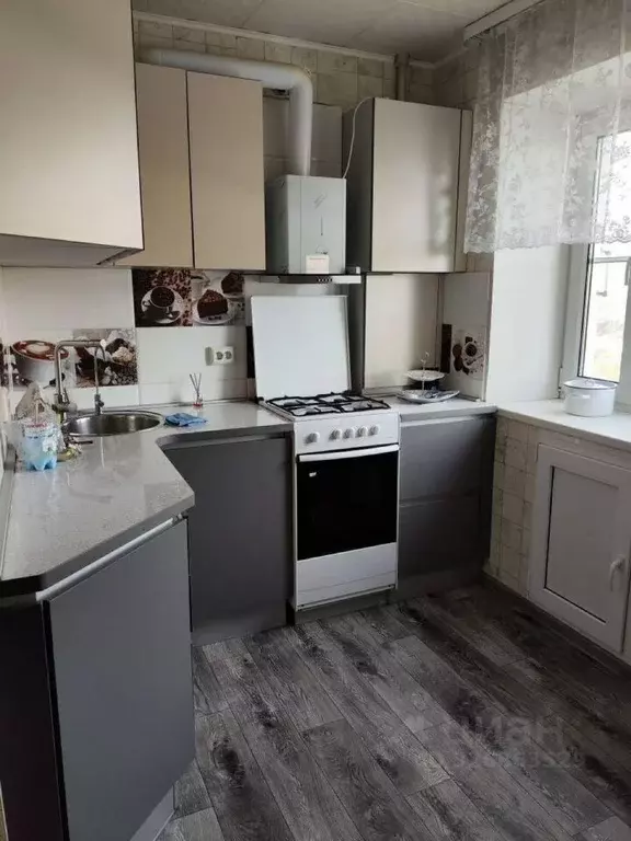 2-к кв. Омская область, Омск ул. Авиагородок, 11 (39.5 м) - Фото 1