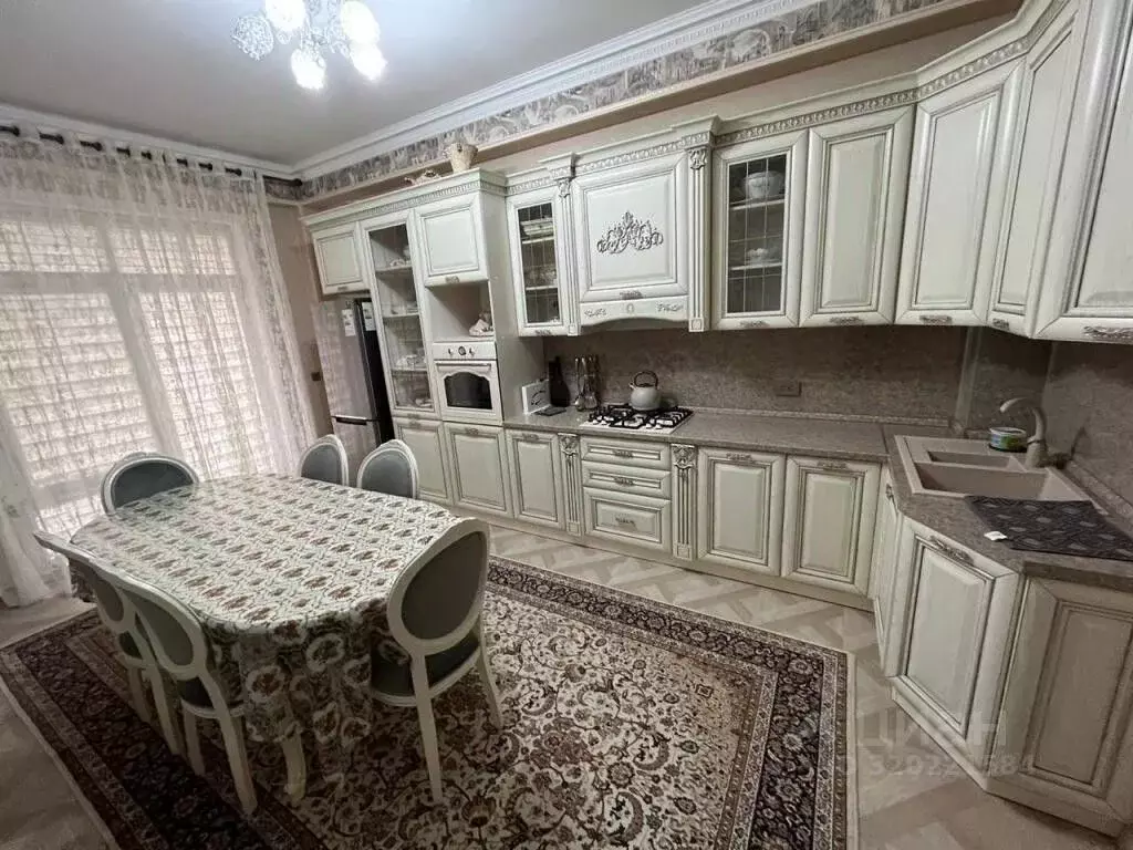 2-к кв. Дагестан, Махачкала ул. Газпромная, 3 (86.0 м) - Фото 0