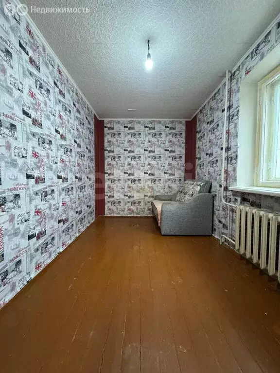 2-комнатная квартира: Балашов, улица 50 лет ВЛКСМ, 5 (40.2 м) - Фото 1