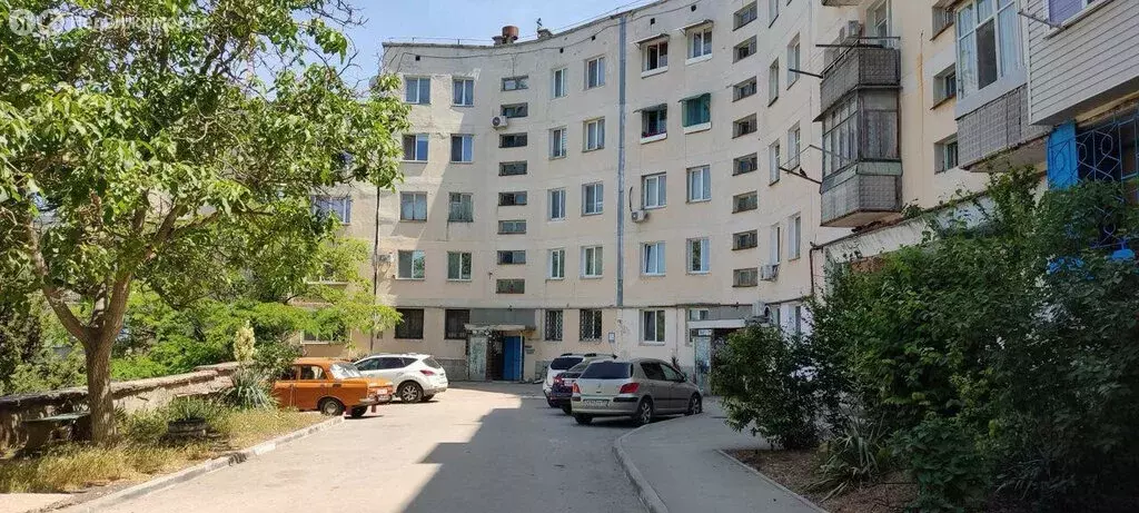3-комнатная квартира: Севастополь, улица Генерала Жидилова, 42 (68.8 ... - Фото 0