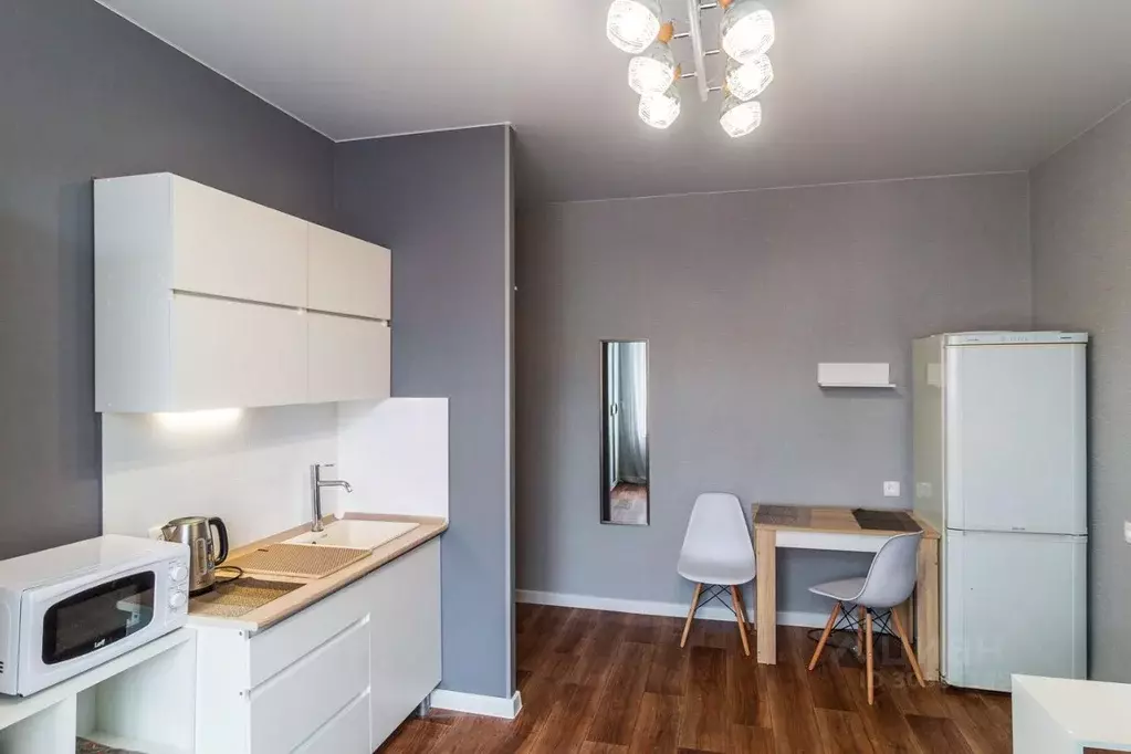 Комната Омская область, Омск ул. Лобкова, 3 (15.0 м) - Фото 1