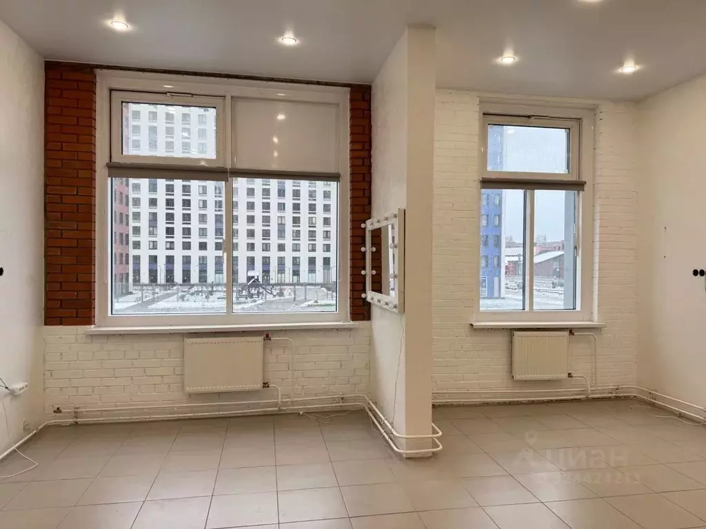 Помещение свободного назначения в Санкт-Петербург ул. Парфеновская, ... - Фото 2