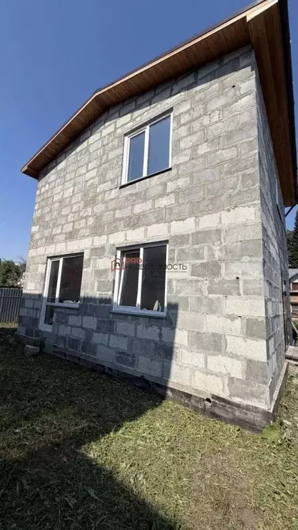 Дом в Новосибирская область, Новосибирск ул. Дегтярева, 22А (99 м) - Фото 1