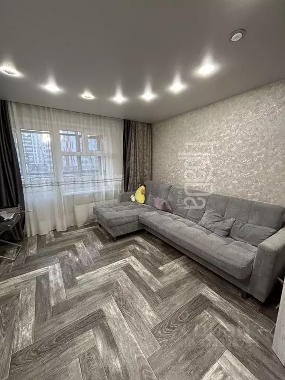 3-к кв. Красноярский край, Красноярск ул. Апрельская, 5А (79.4 м) - Фото 1