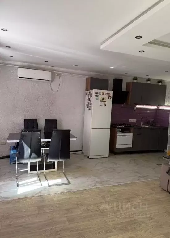 3-к кв. Крым, Симферополь ул. Инге, 46 (85.0 м) - Фото 1