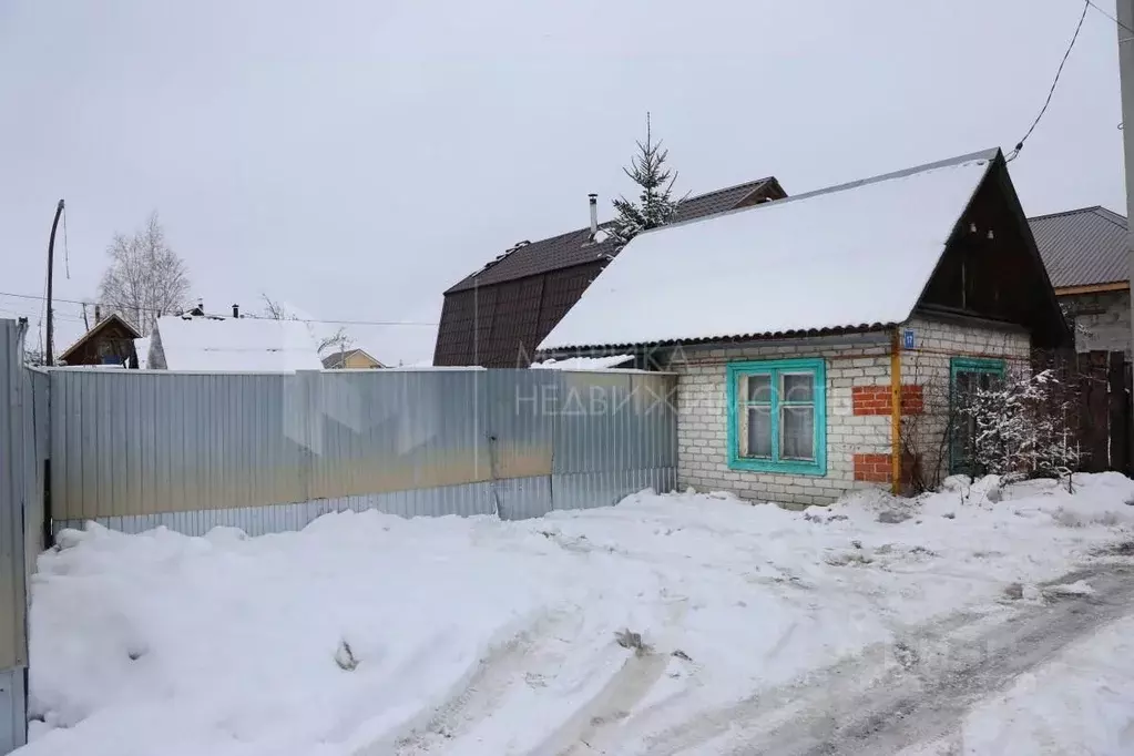 Дом в Тюменская область, Тюмень Тополя СНТ, ул. Южная, 17 (20 м) - Фото 0