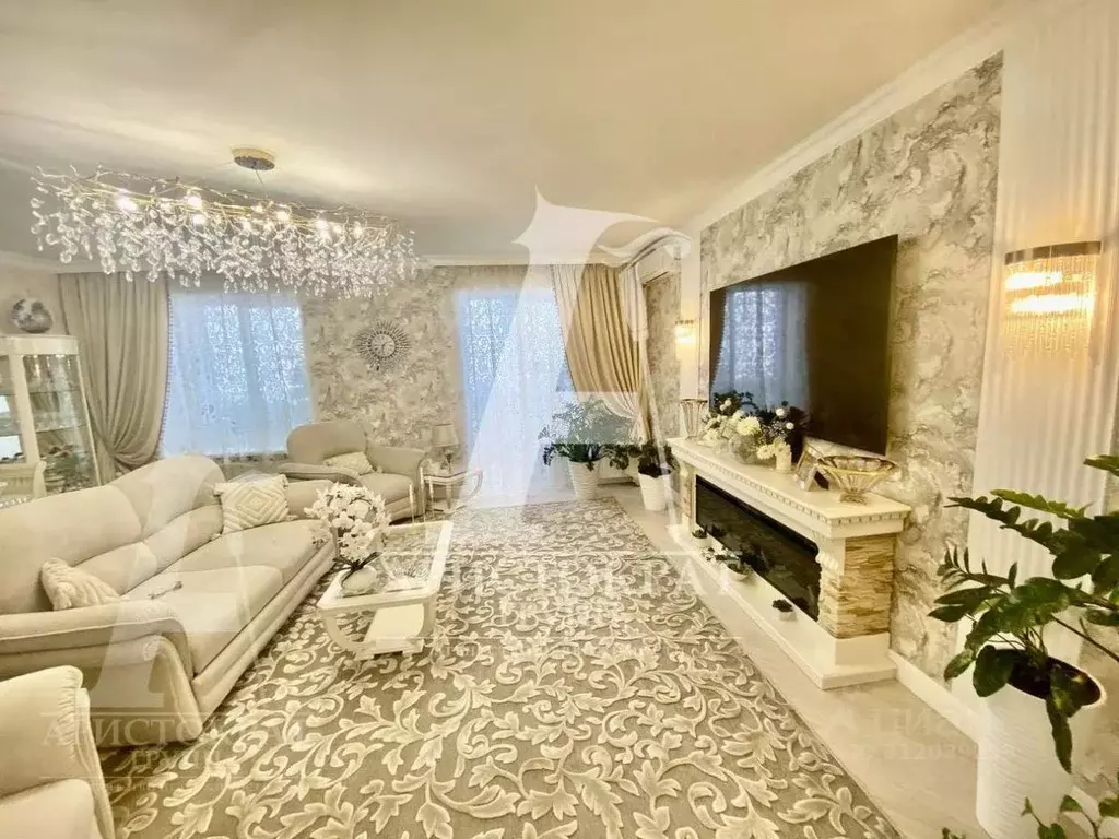 2-к кв. Ставропольский край, Пятигорск ул. Бунимовича, 19/8 (110.0 м) - Фото 0