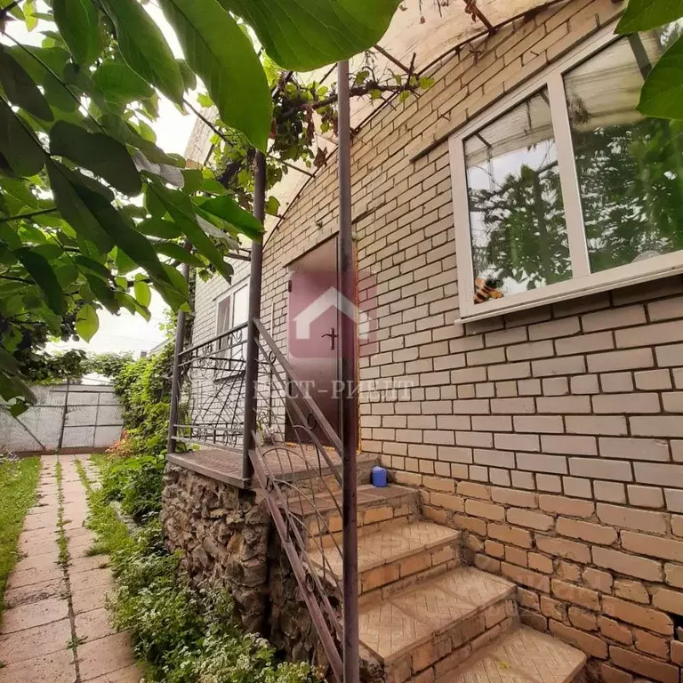 Дом в Саратовская область, Петровск ул. Чернышевского, 163 (95 м) - Фото 1