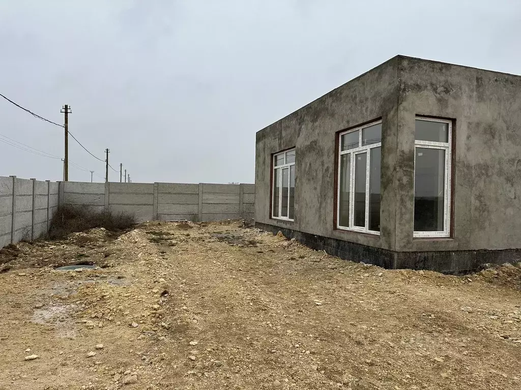 Дом в Крым, Сакский район, с. Штормовое  (109 м) - Фото 1