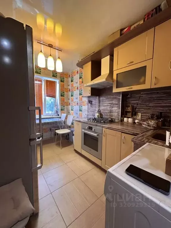 3-к кв. Коми, Сыктывкар ул. Красных Партизан, 70 (61.0 м) - Фото 2