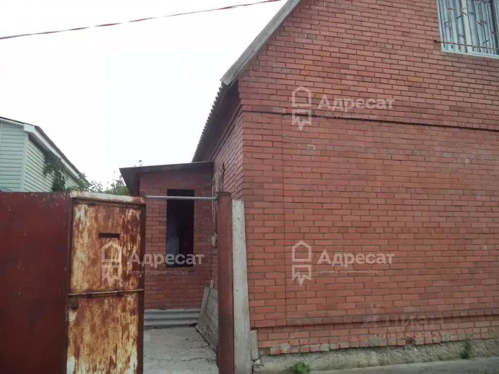 Дом в Волгоградская область, Волгоград ул. Короленко (95 м) - Фото 0