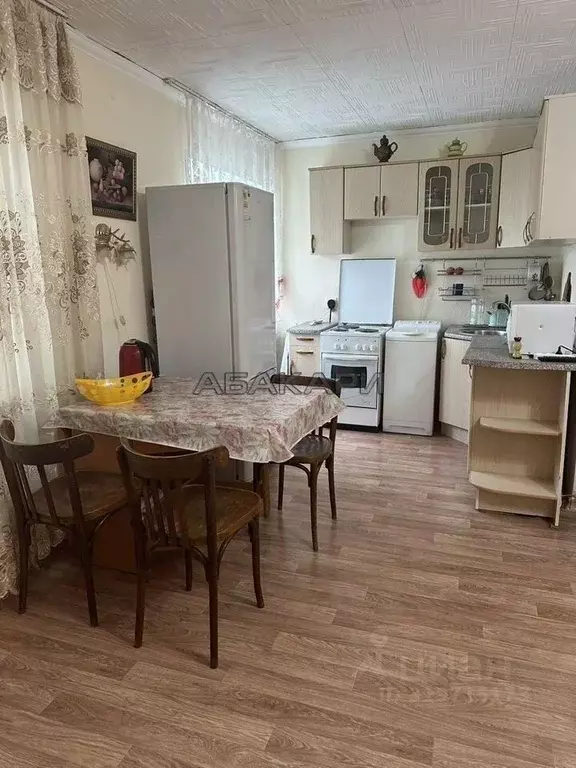 2-к кв. Красноярский край, Красноярск ул. Академика Вавилова, 49 (39.0 ... - Фото 0