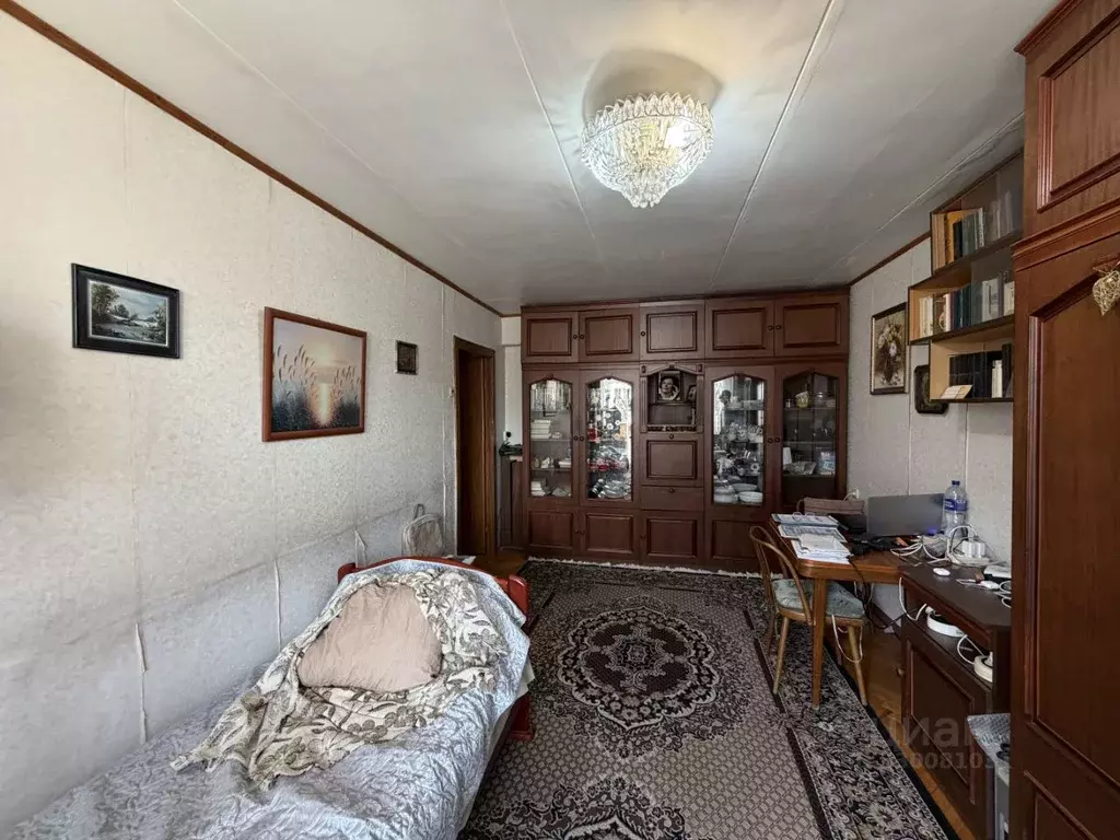 2-к кв. Московская область, Реутов Комсомольская ул., 5 (42.5 м) - Фото 2