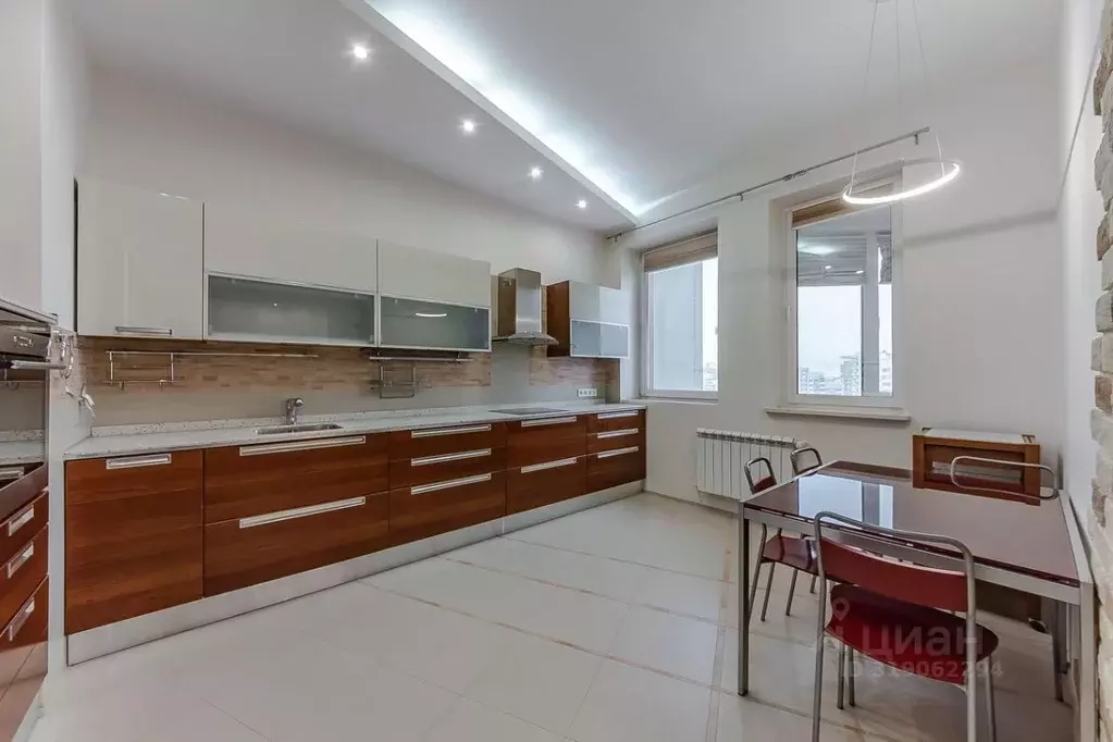 4-к кв. Москва ул. Коштоянца, 20К1 (160.0 м) - Фото 0