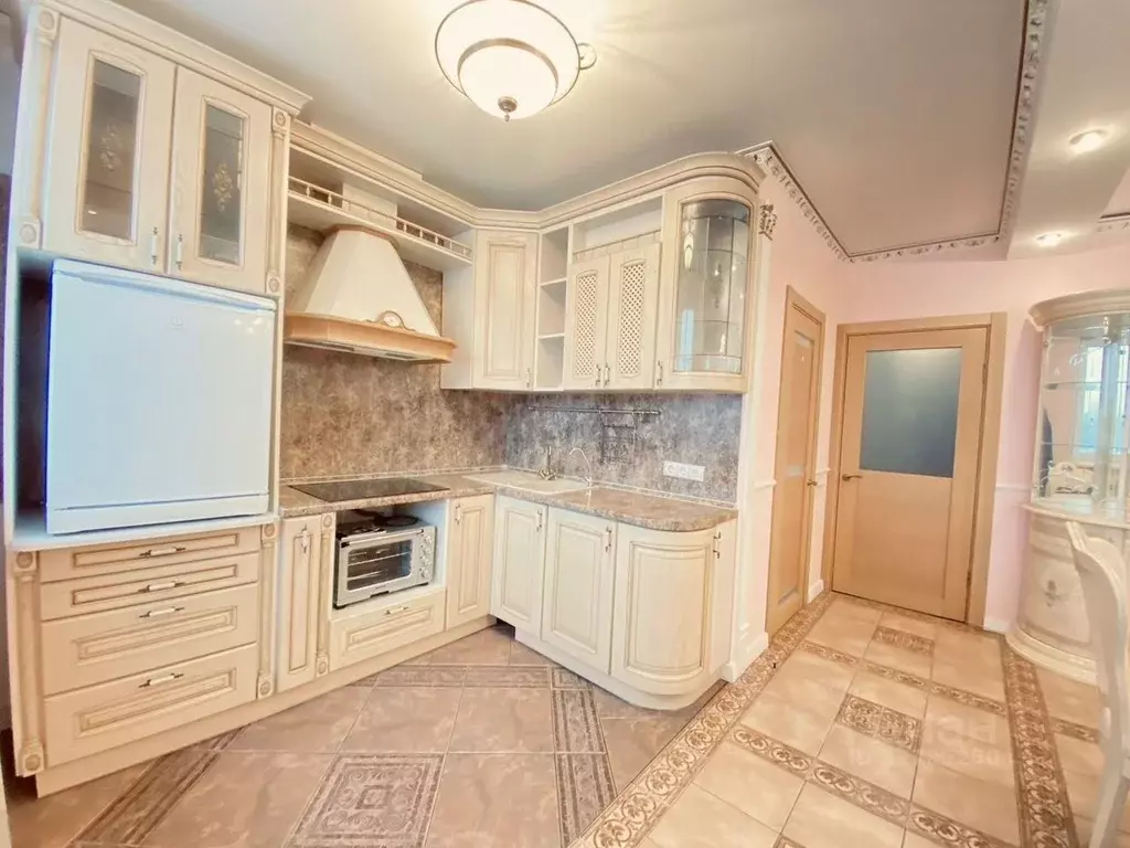 1-к кв. Ленинградская область, Кириши просп. Героев, 31 (43.0 м) - Фото 1