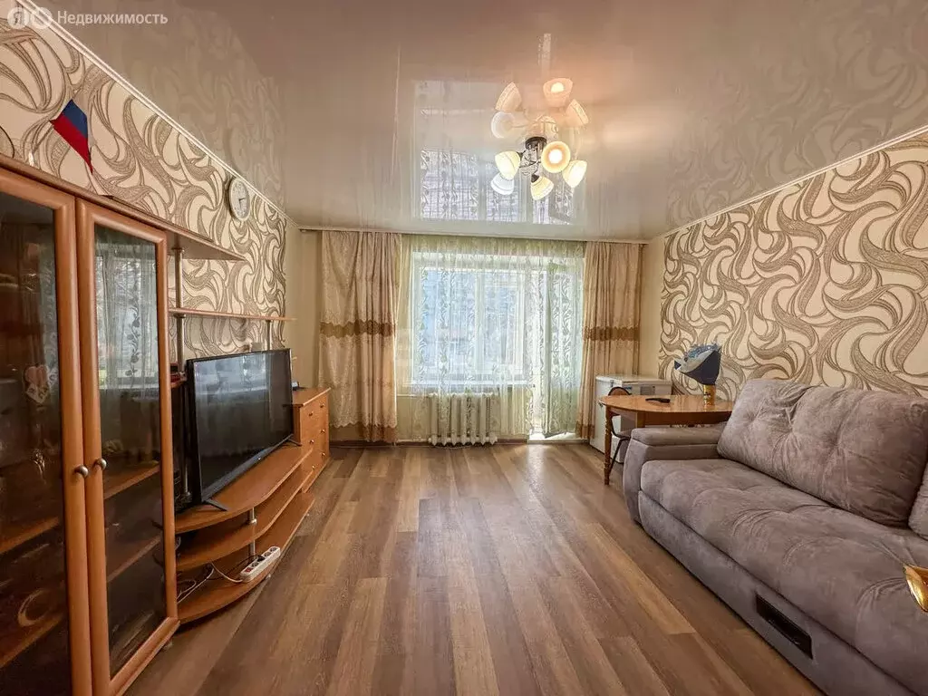 3-комнатная квартира: Петропавловск-Камчатский, улица Академика ... - Фото 1