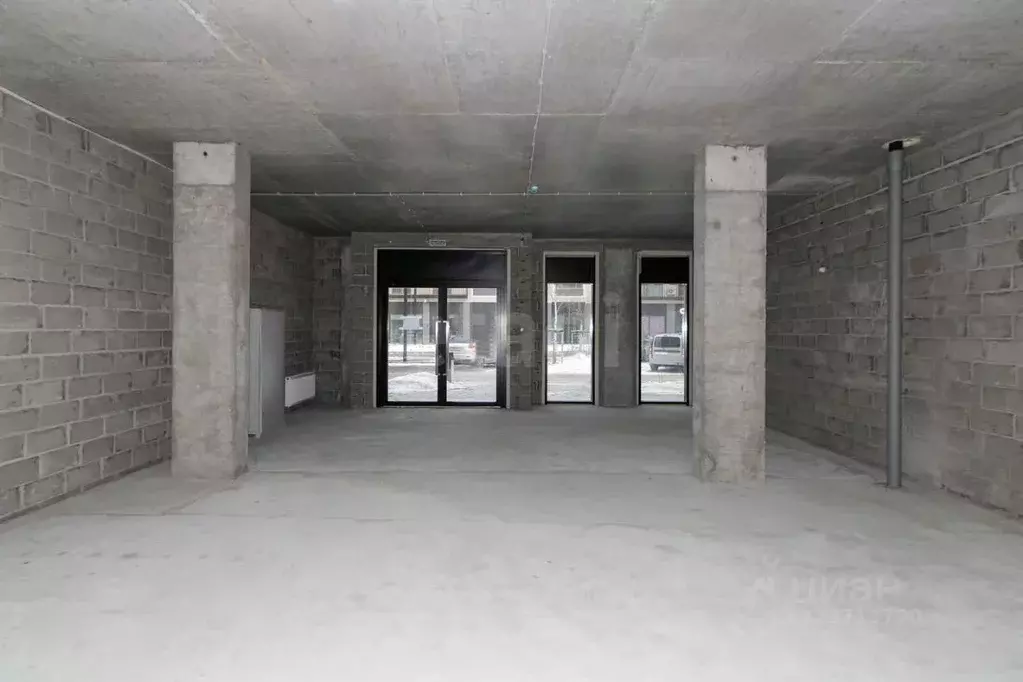 Торговая площадь в Тюменская область, Тюмень ДОК мкр, ул. Воронинская, ... - Фото 1