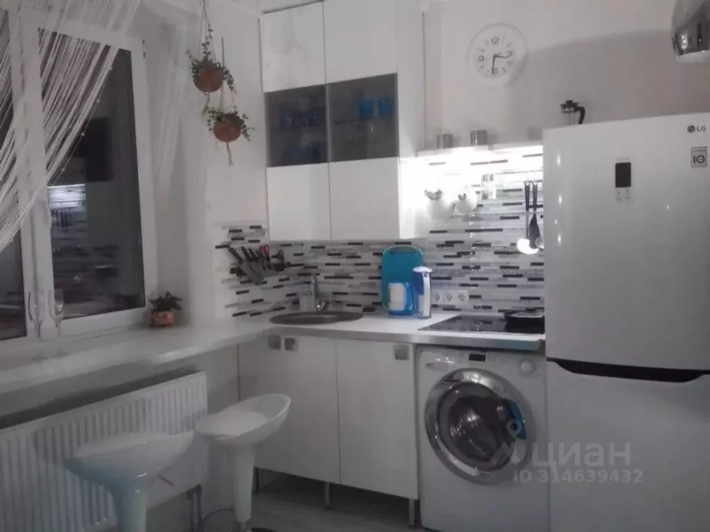 1-к кв. Ленинградская область, Кудрово г. Всеволожский район, ... - Фото 0