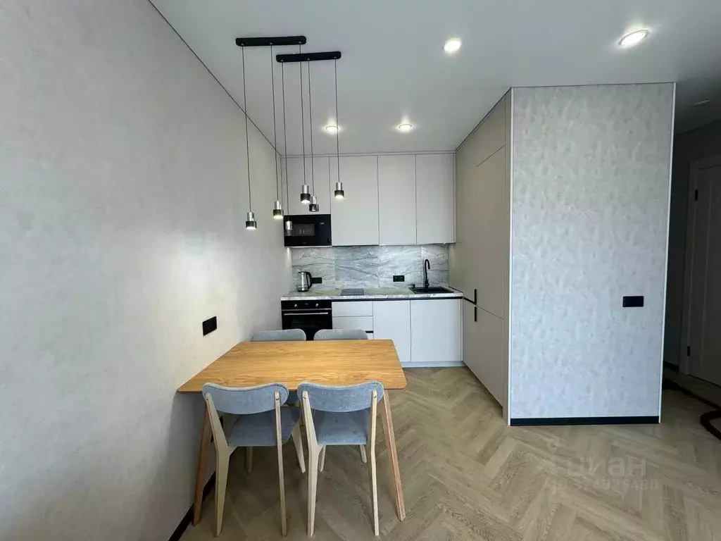 1-к кв. Тюменская область, Тюмень ул. Газовиков, 38 (41.0 м) - Фото 2