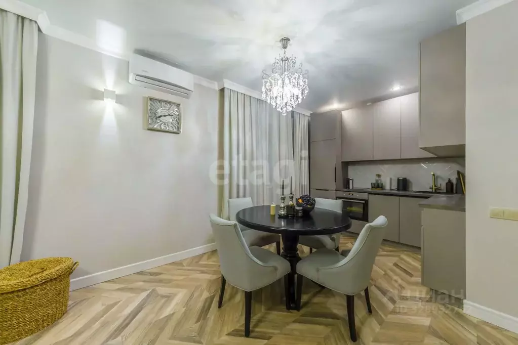 2-к кв. Тюменская область, Тюмень ул. Дмитрия Менделеева, 2 (52.0 м) - Фото 2