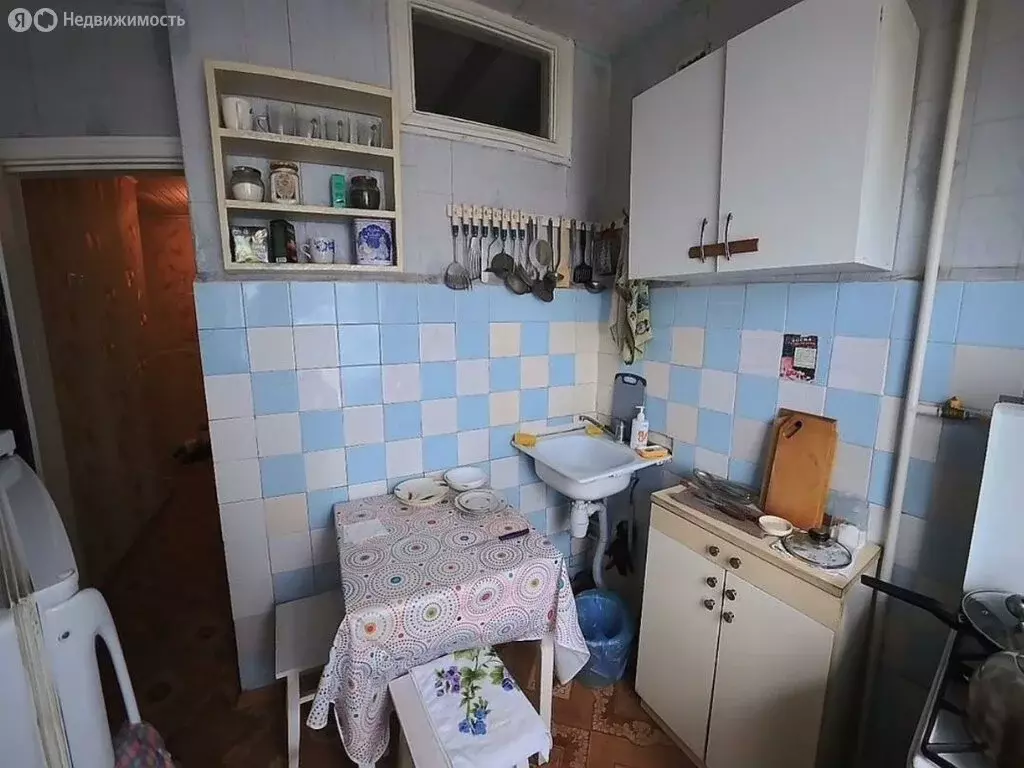 3-комнатная квартира: Губкин, Октябрьская улица, 26 (52.9 м) - Фото 2