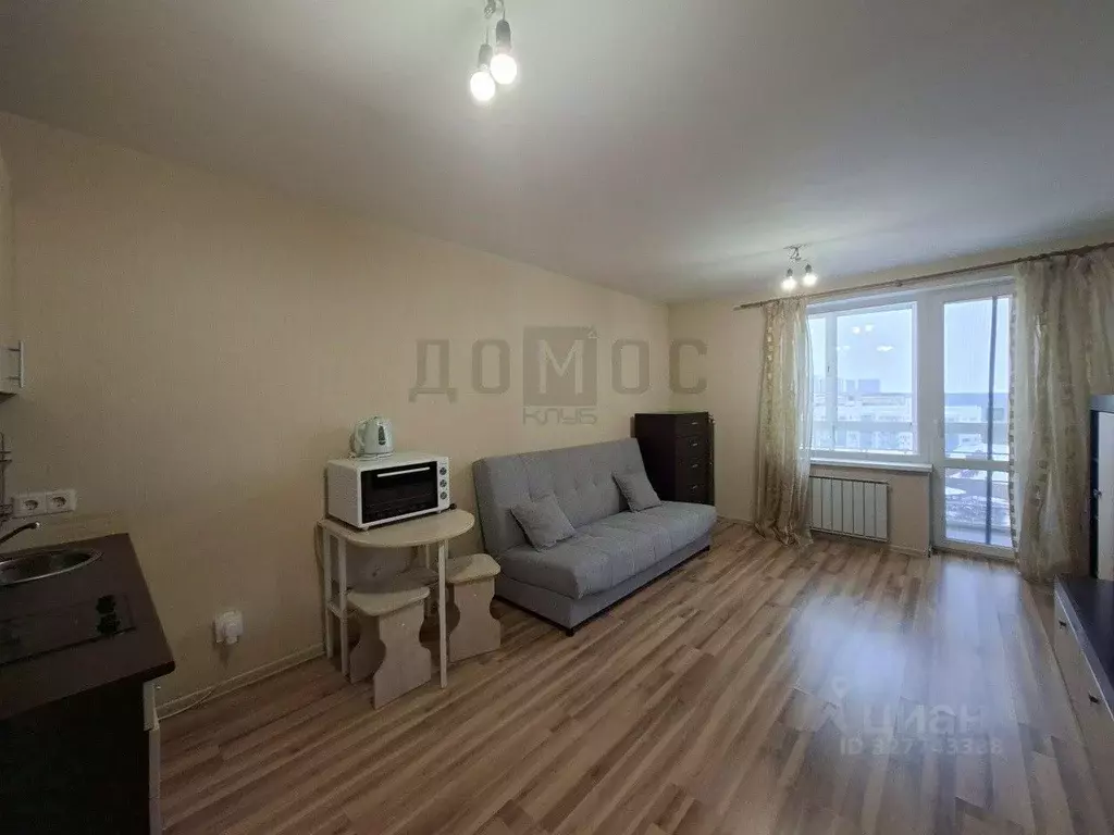 Студия Свердловская область, Екатеринбург ул. Рощинская, 39Б (27.4 м) - Фото 1