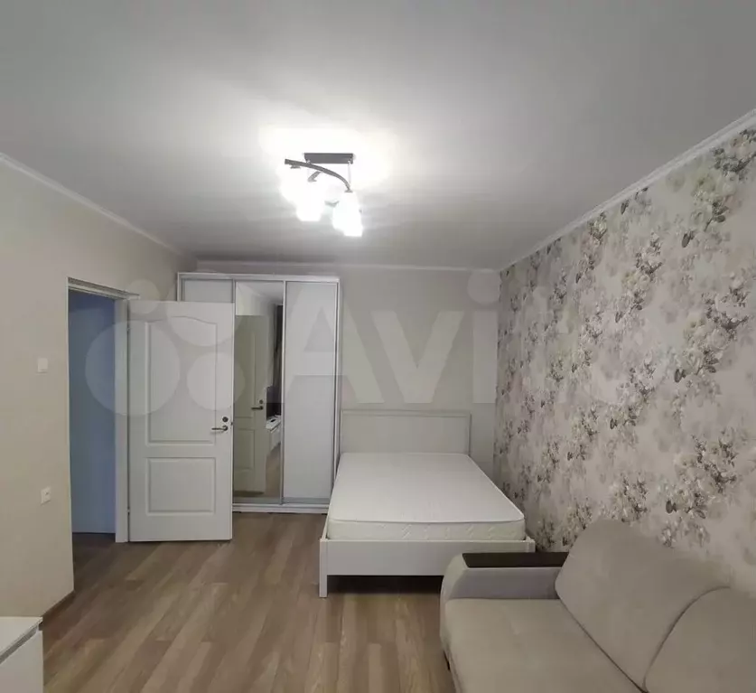 1-к. квартира, 40 м, 7/17 эт. - Фото 1