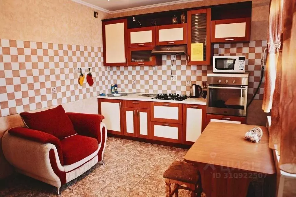 1-к кв. Оренбургская область, Оренбург Пролетарская ул., 312 (55.0 м) - Фото 1