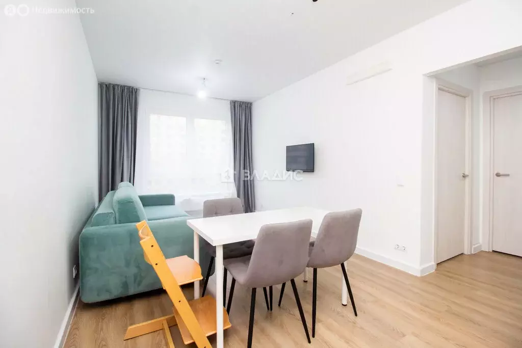 3-комнатная квартира: Москва, Очаковское шоссе, 5к1 (81.8 м) - Фото 2