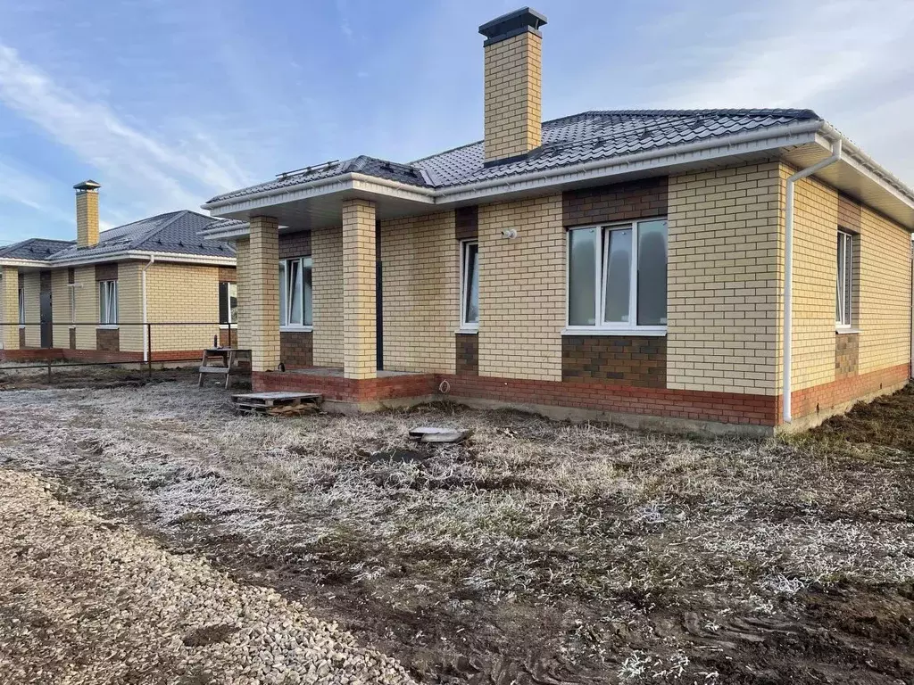 Дом в Татарстан, Лаишевский район, Столбищенское с/пос, с. Столбище ... - Фото 1