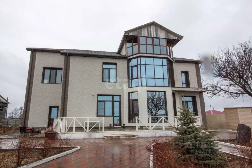 Дом в Сахалинская область, Анивский городской округ, с. Рыбацкое ул. ... - Фото 1