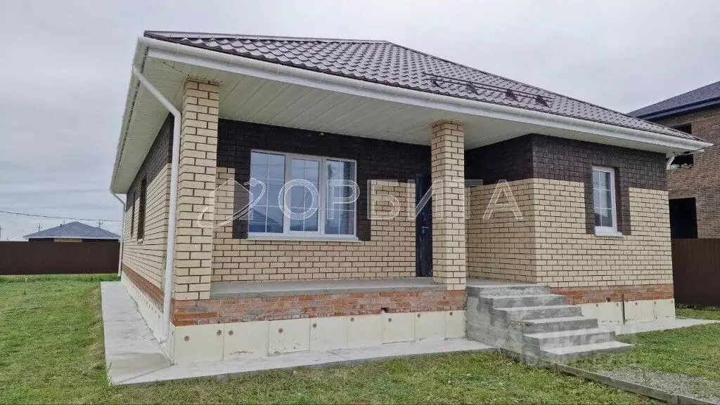 Дом в Тюменская область, Тюменский муниципальный округ, с. Луговое ул. ... - Фото 1