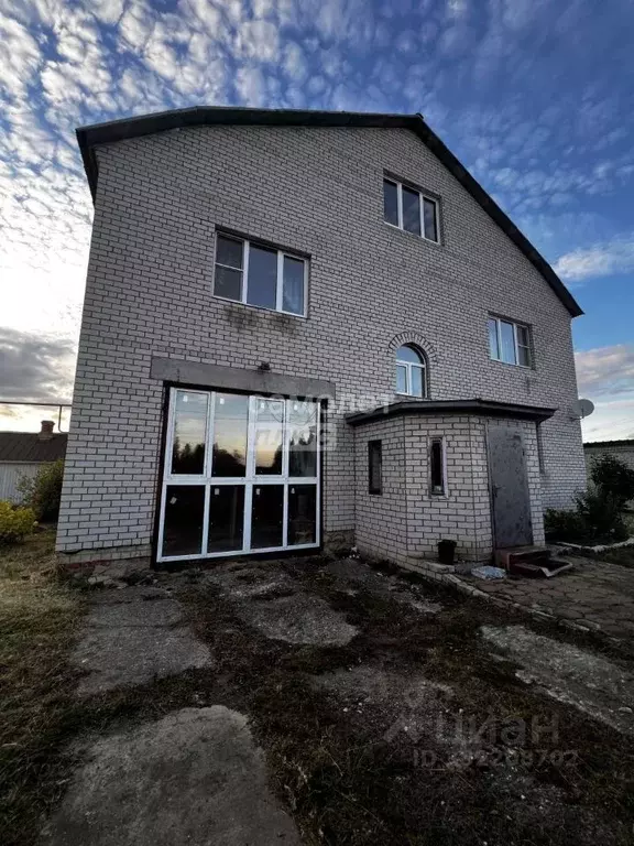 Дом в Ивановская область, пос. Старая Вичуга ул. Шкирятова, 2 (393 м) - Фото 1